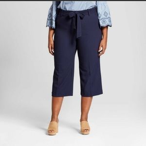 NWT Ava & Viv Cropped Career Pants Belted Pockets